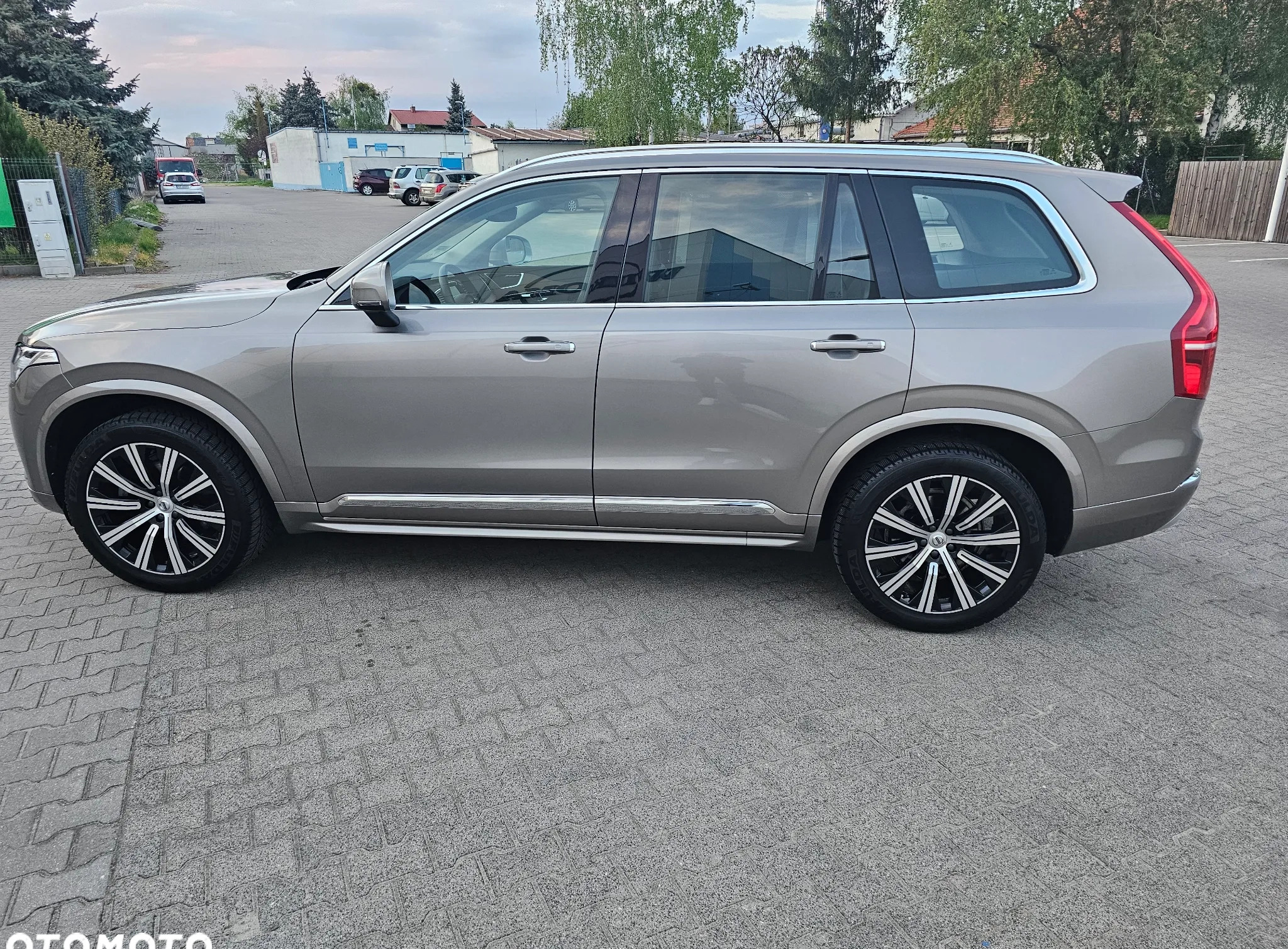 Volvo XC 90 cena 239960 przebieg: 48000, rok produkcji 2021 z Trzciel małe 379